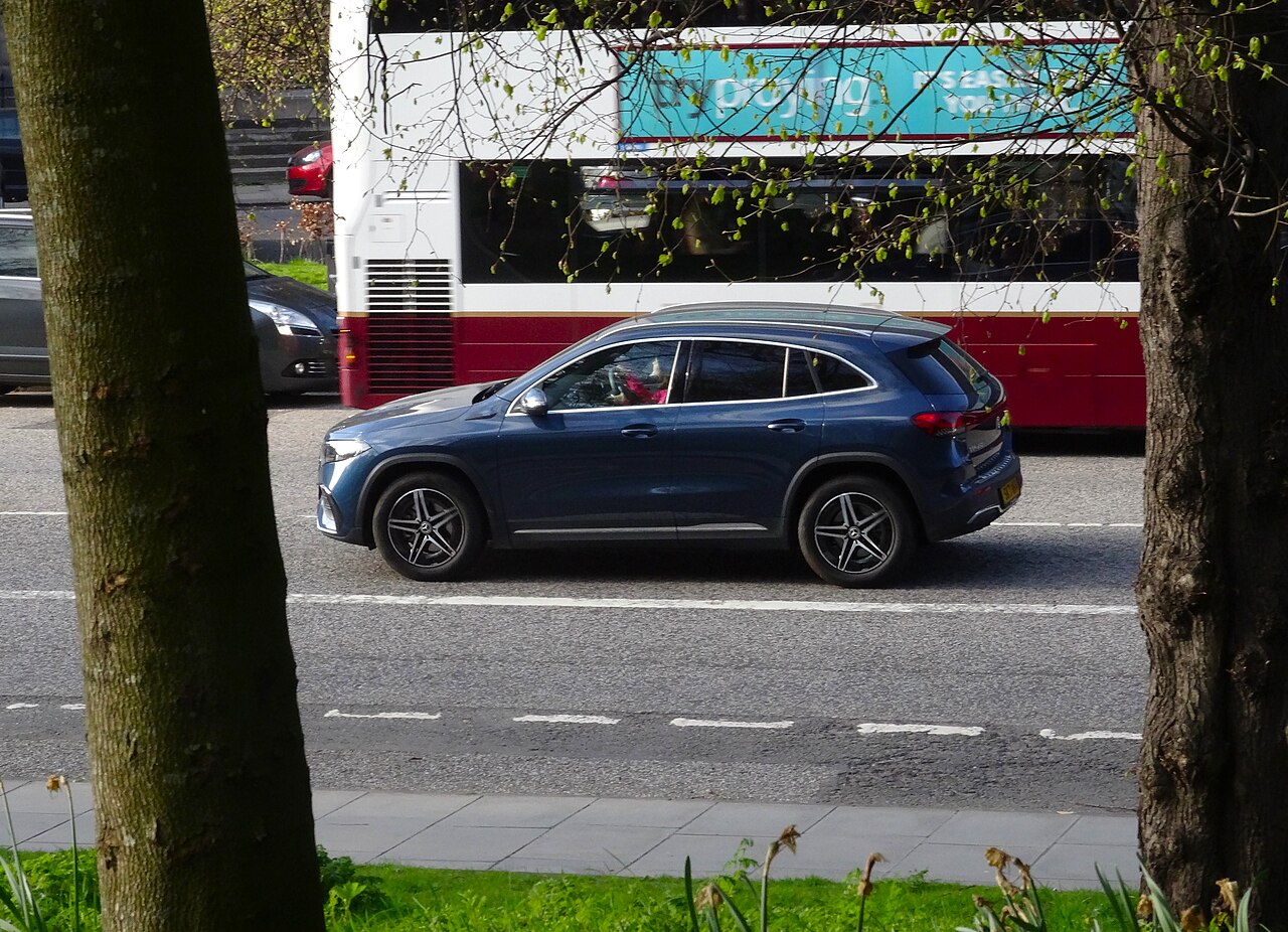 Mercedes-Benz EQA